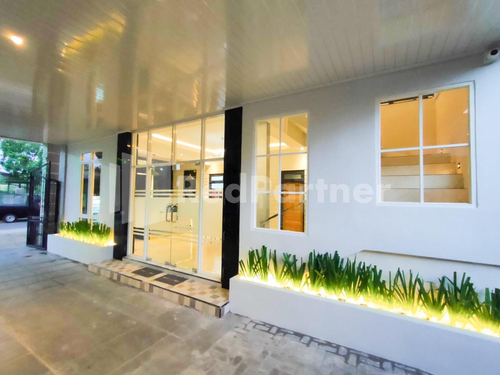 The Paragon Hotel Cilacap Redpartner Exterior photo