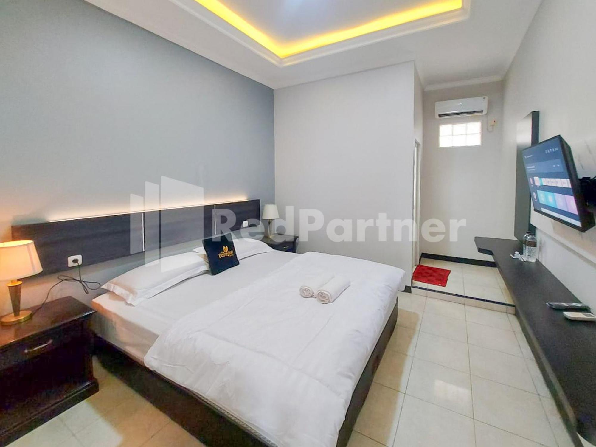 The Paragon Hotel Cilacap Redpartner Exterior photo